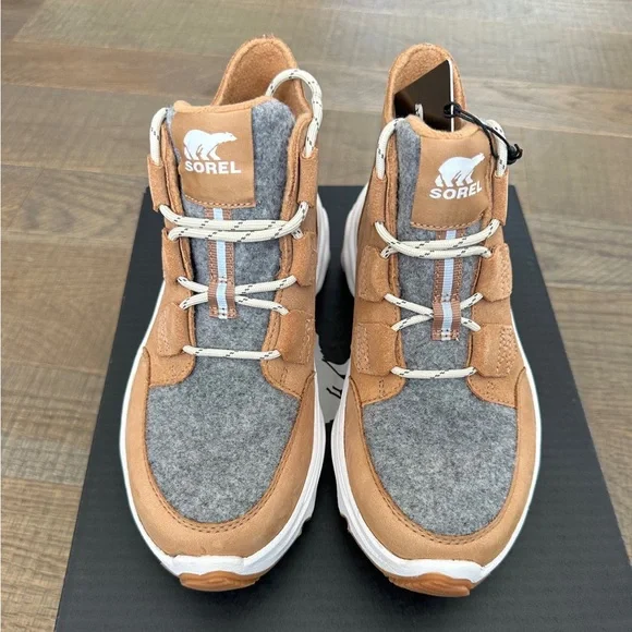 Sorel Kinetic Breakthru Caribou Shoes - Picture 3 of 5